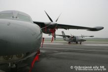 Minister Glv predstavil nov lietadl L-410