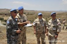Veliteľ operácie UNFICYP na inšpekcii v Sektore 4